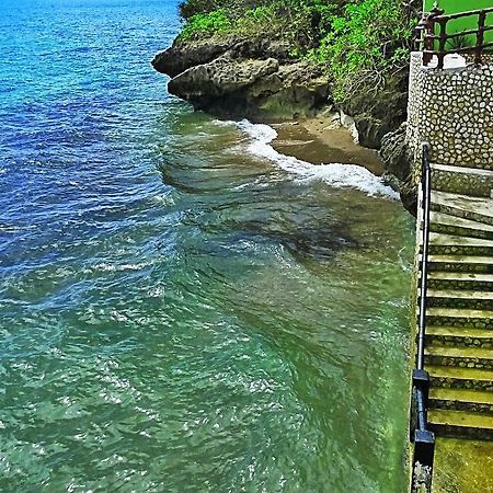 Agua Villa Себу Экстерьер фото